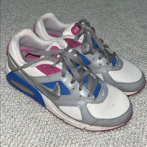 Womens size 8 Nike Gray Blue white magenta Sneakers